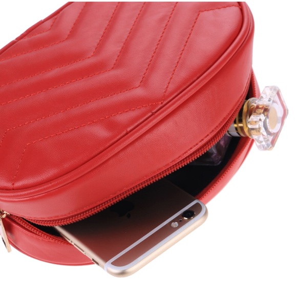 Black Belt Bag - Picture 5 of 6